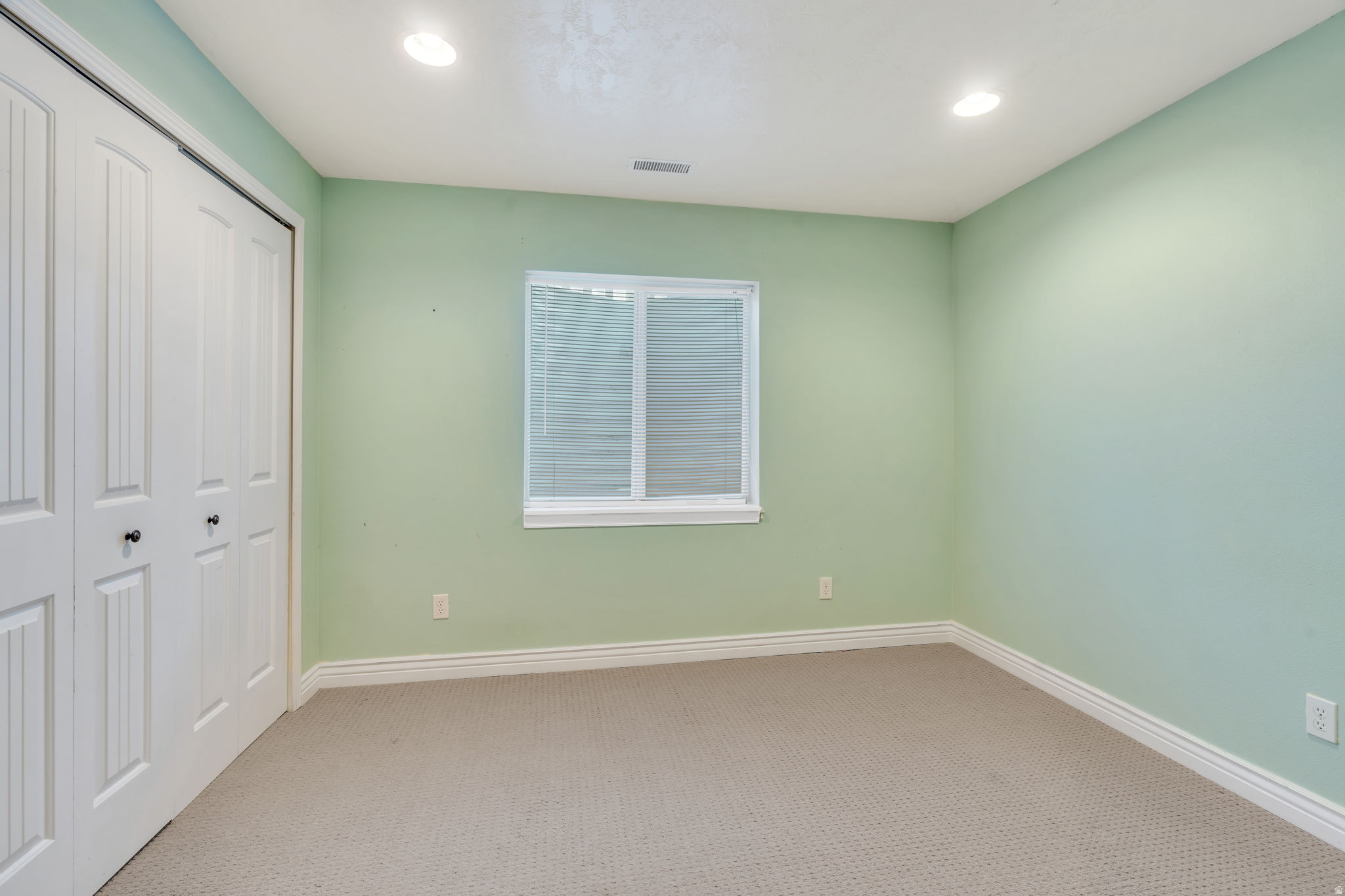 EAGLES GATE - Residential