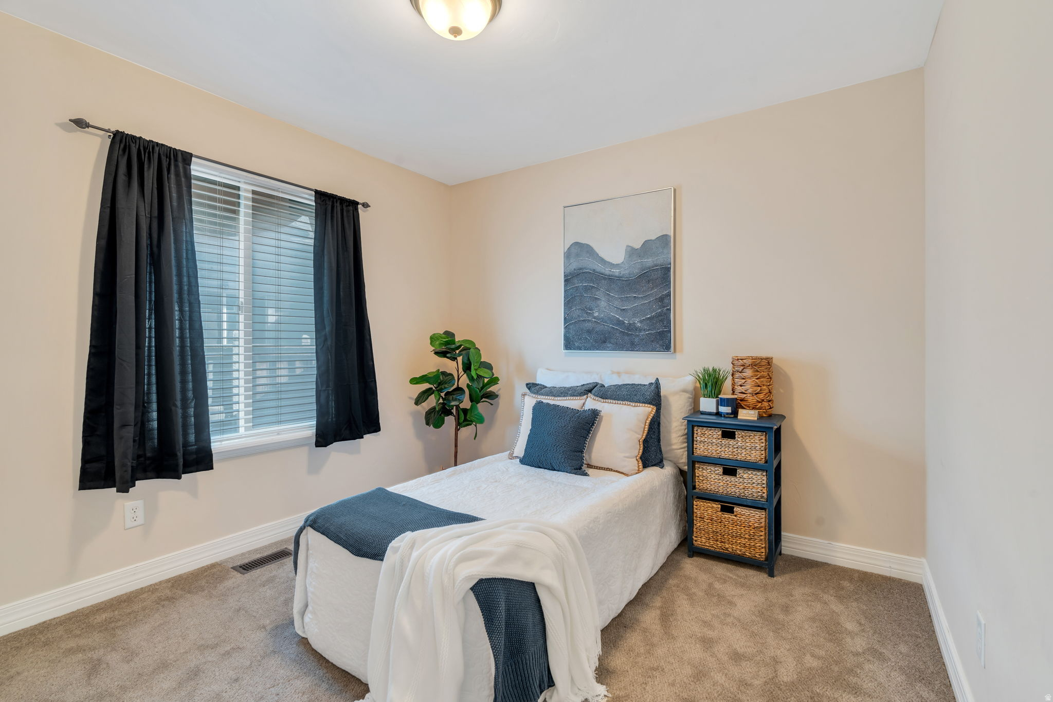 EAGLES GATE - Residential