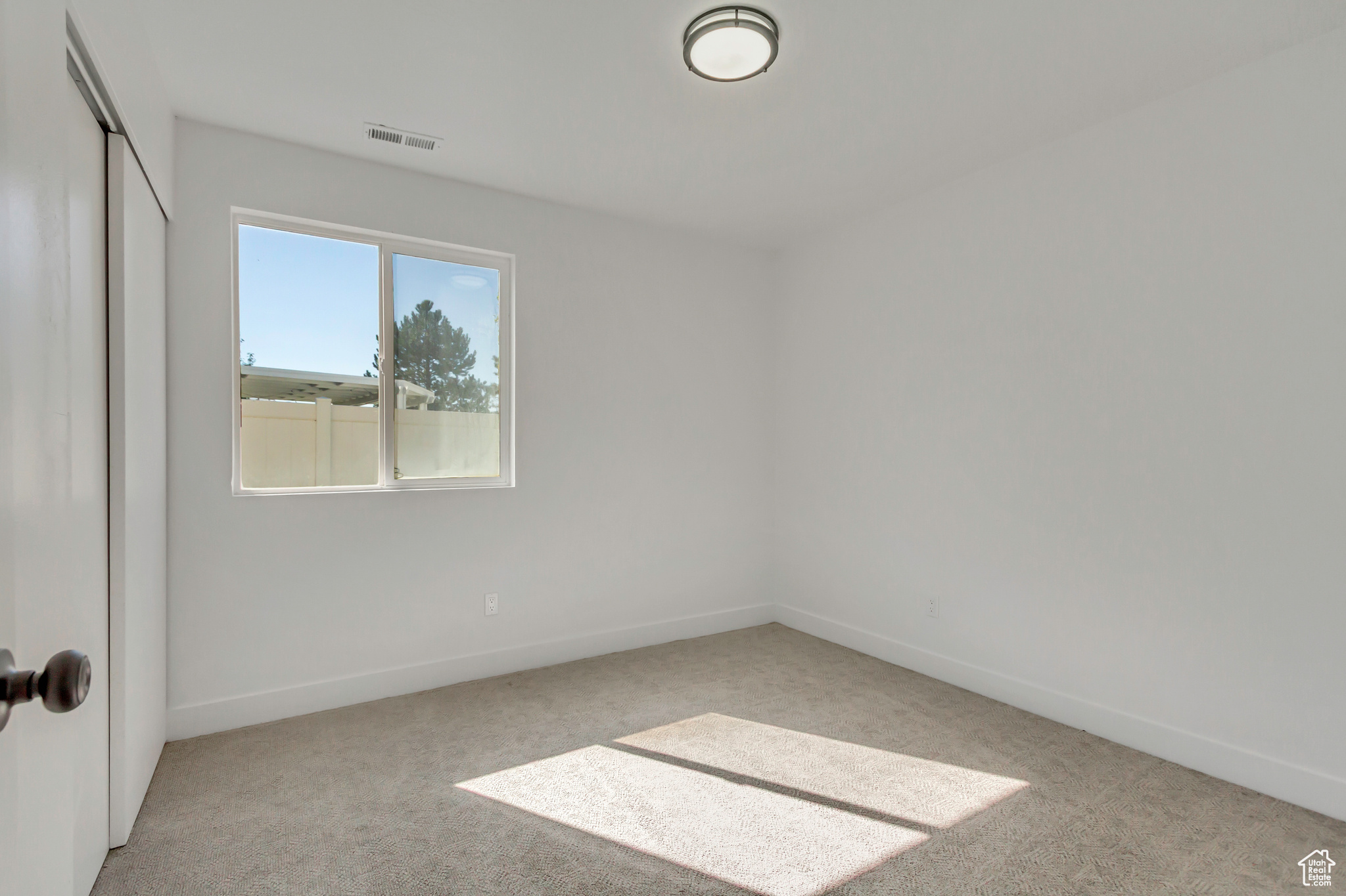 PICKET LN @ CNTRY CR - Residential