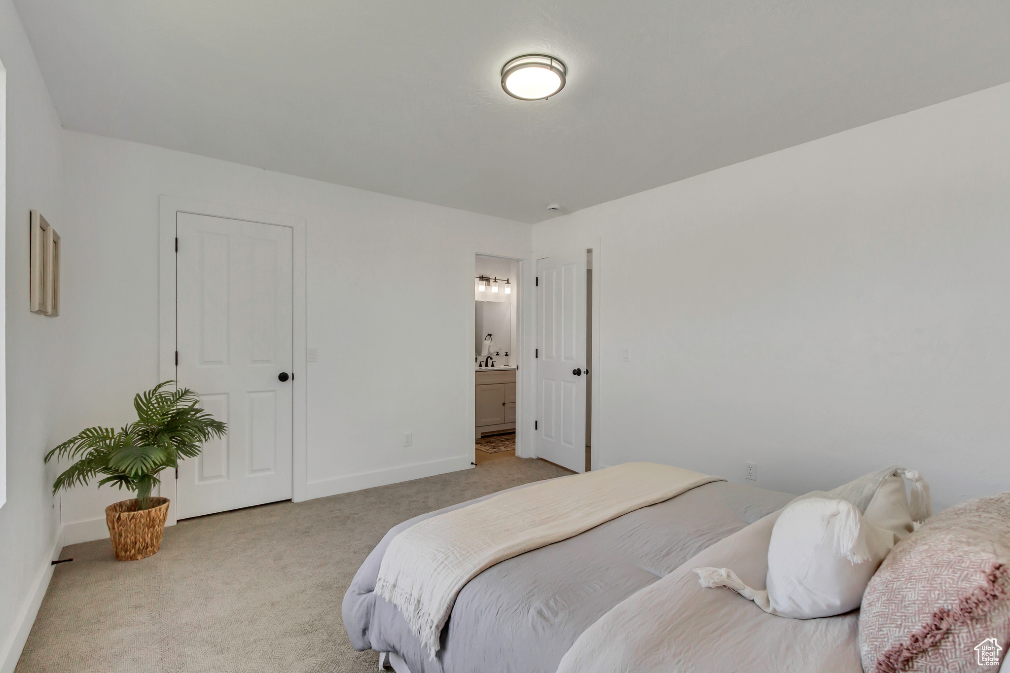 PICKET LN @ CNTRY CR - Residential