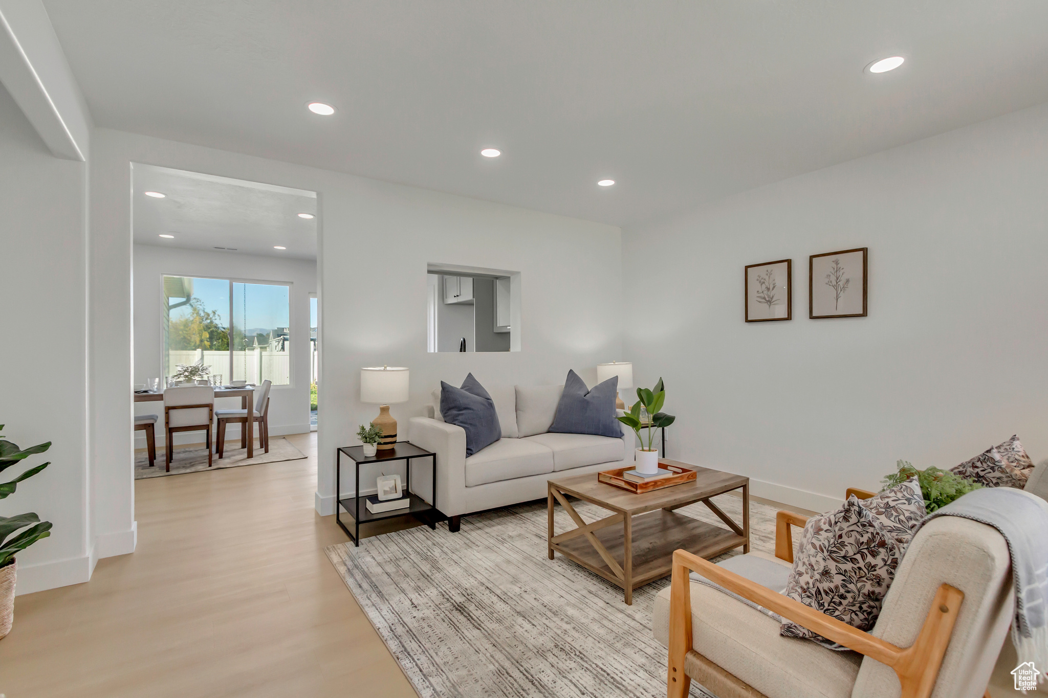 PICKET LN @ CNTRY CR - Residential