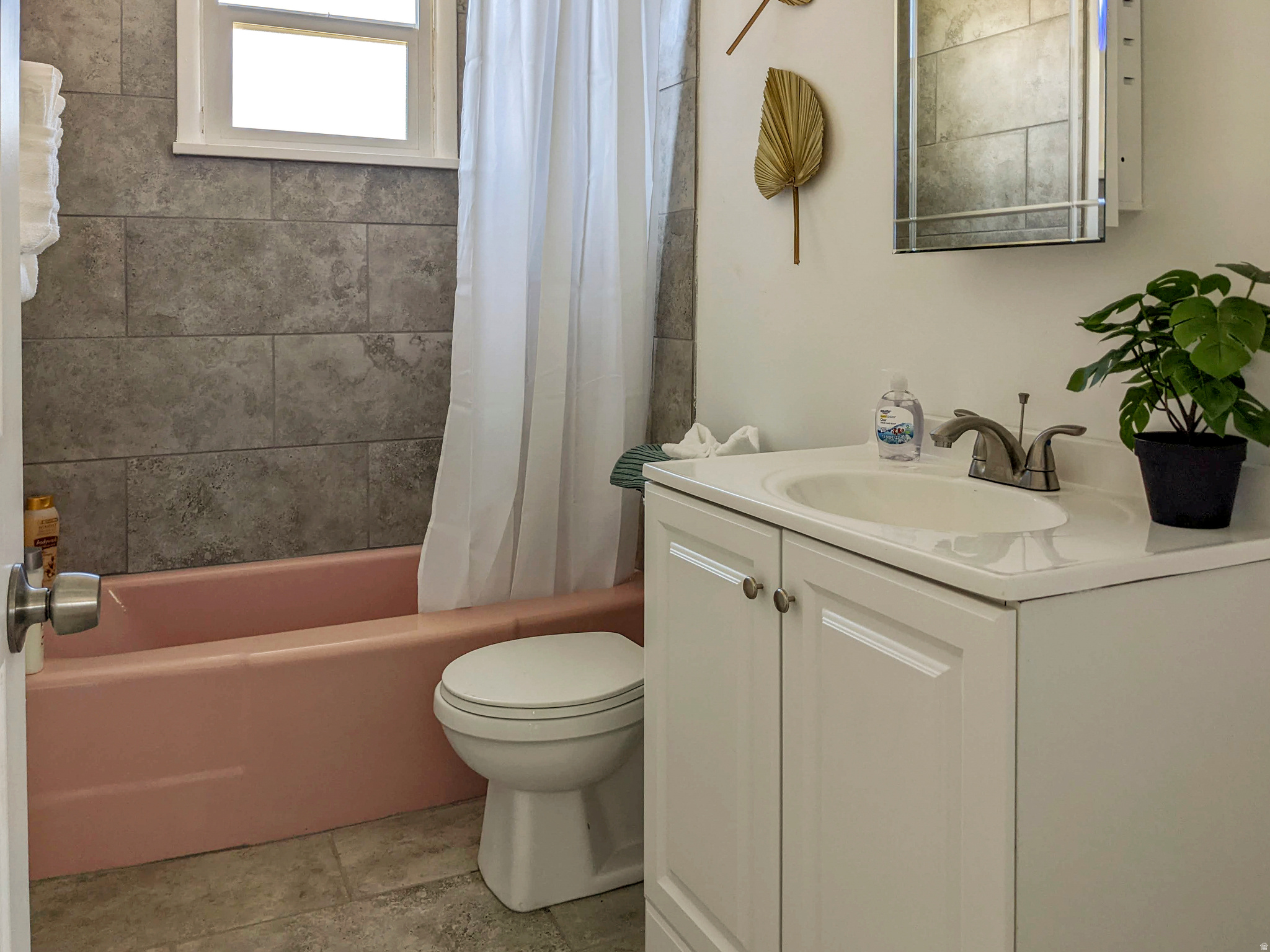 KANAB - Residential Income