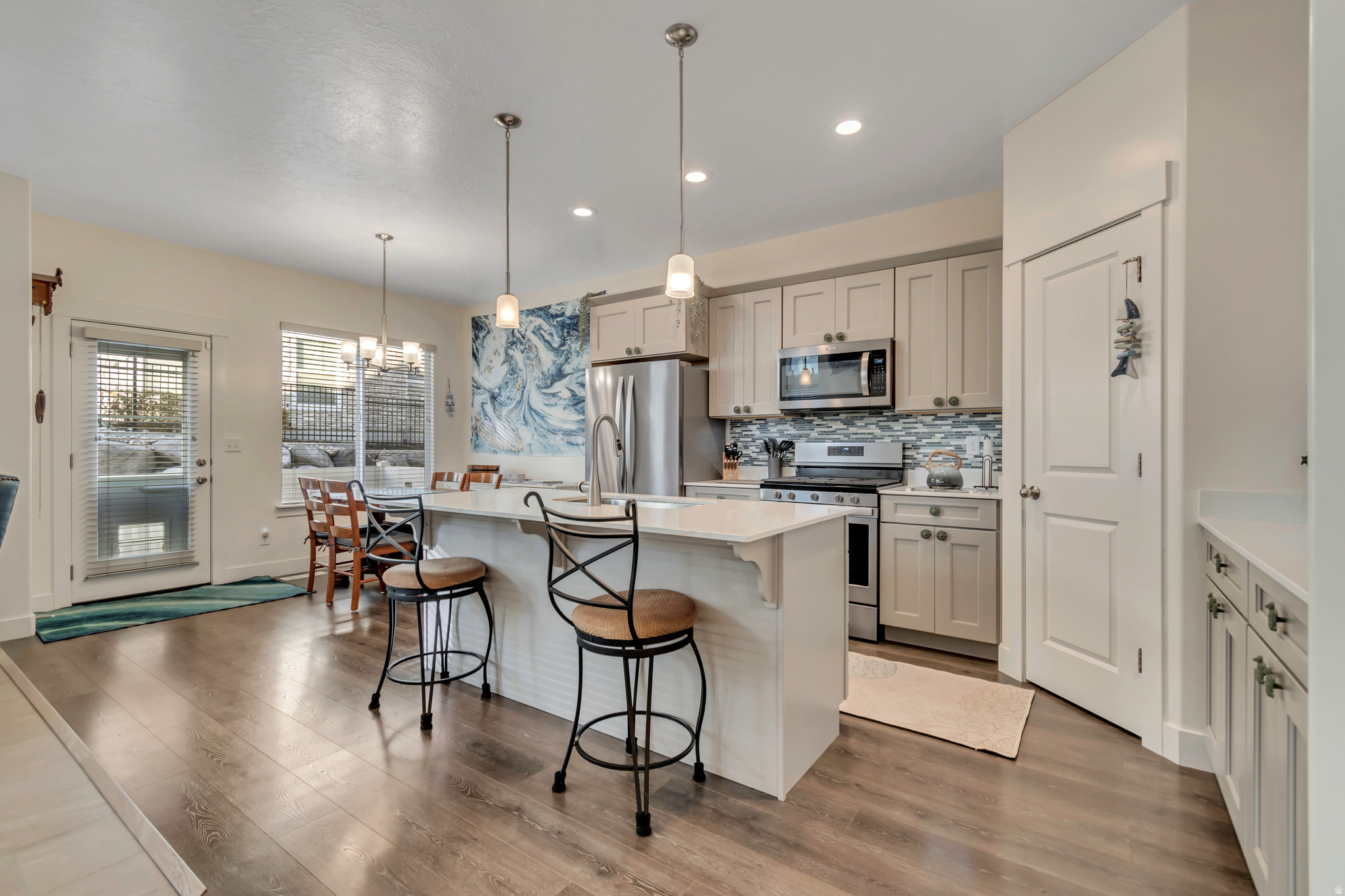 QUAILHILL - Residential