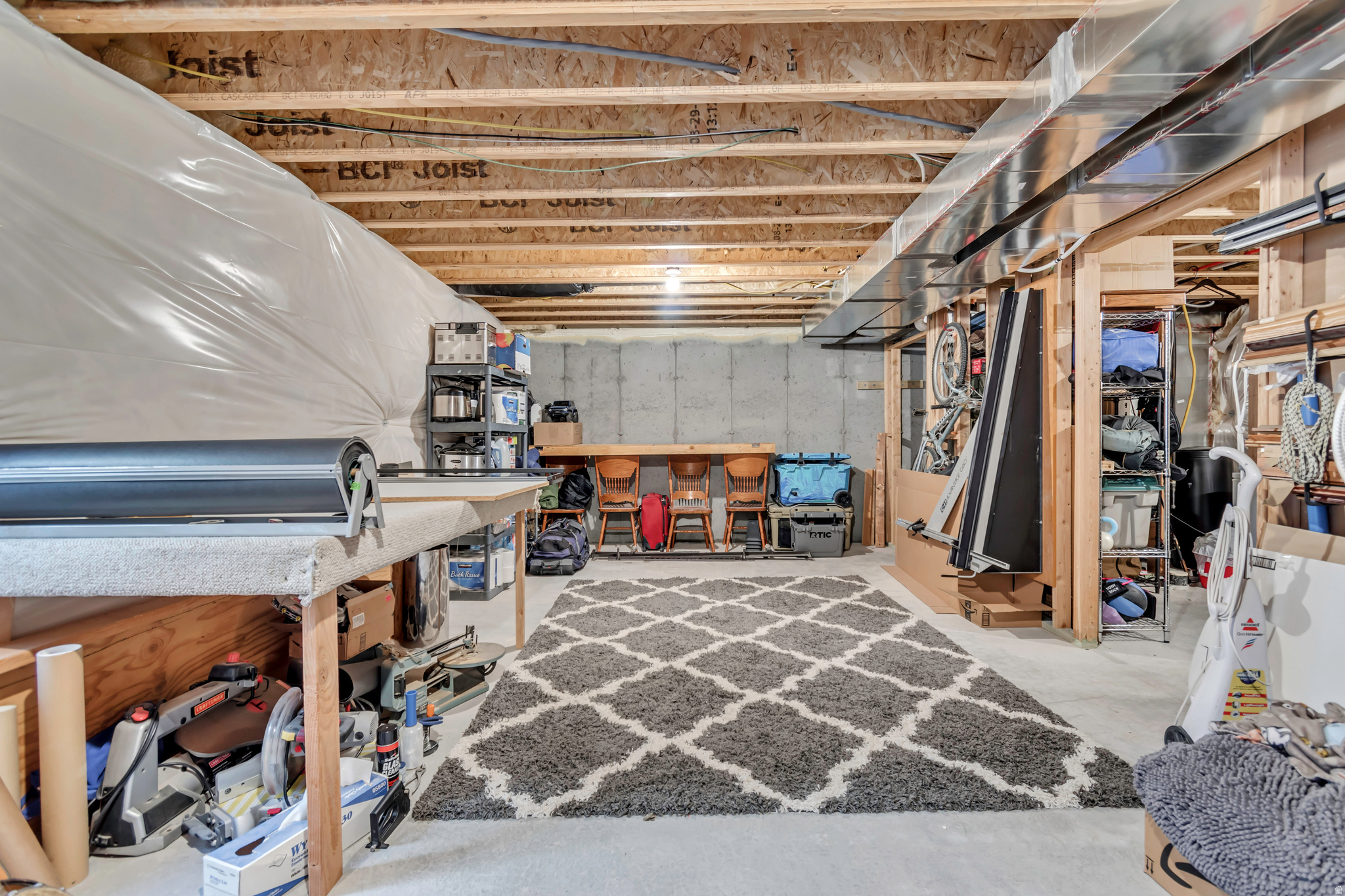 QUAILHILL - Residential