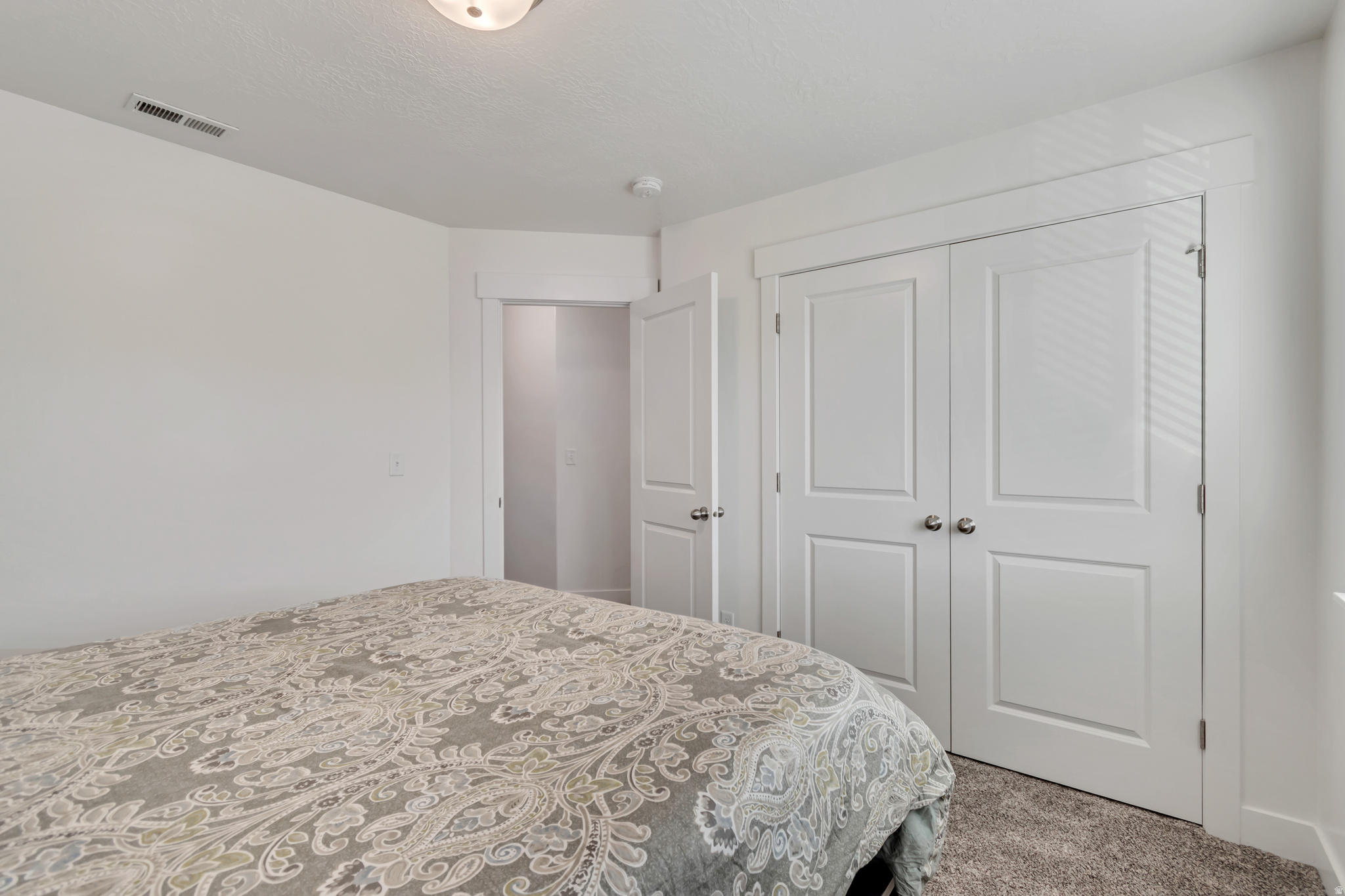 QUAILHILL - Residential