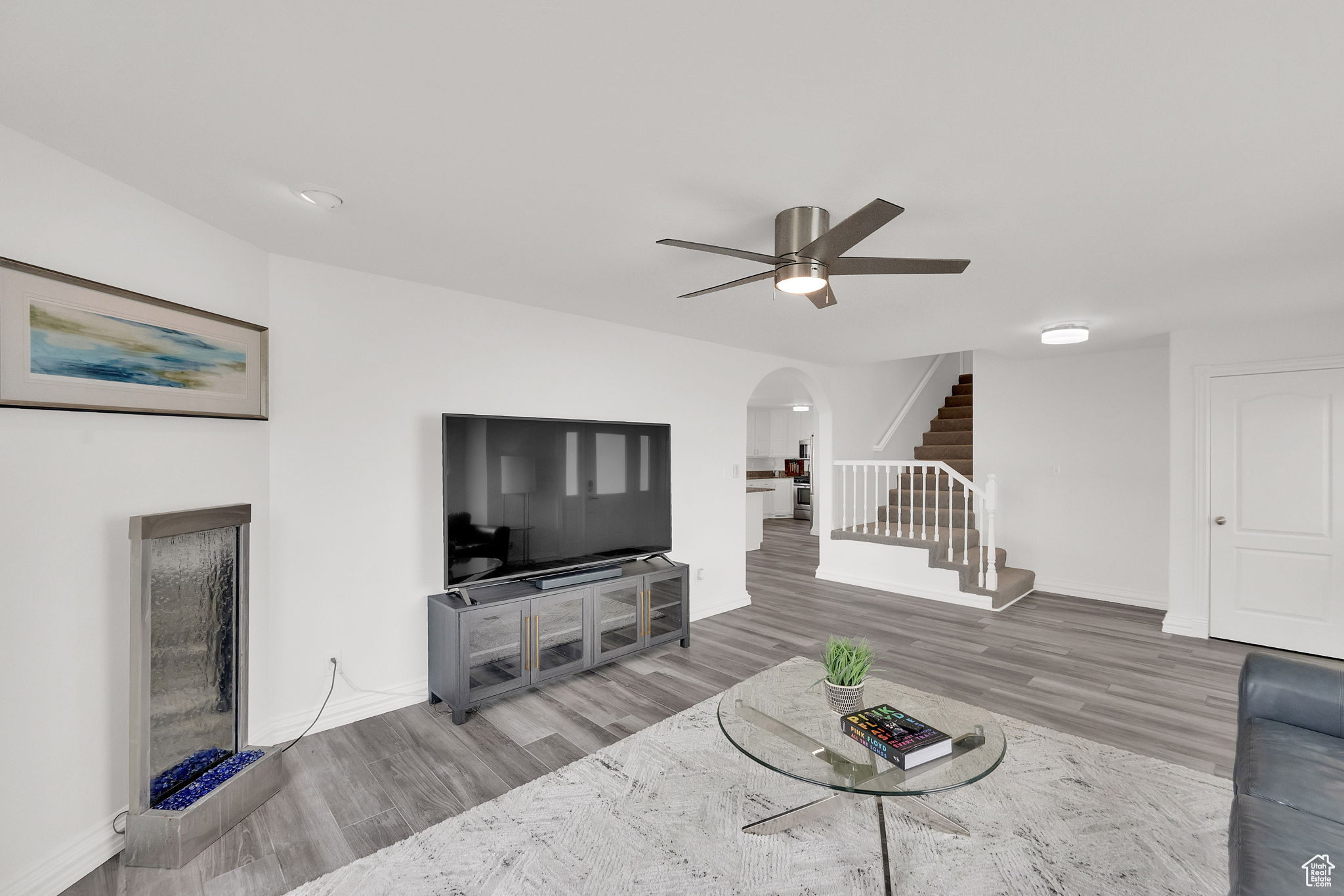 585 E MARIALANA WAY N