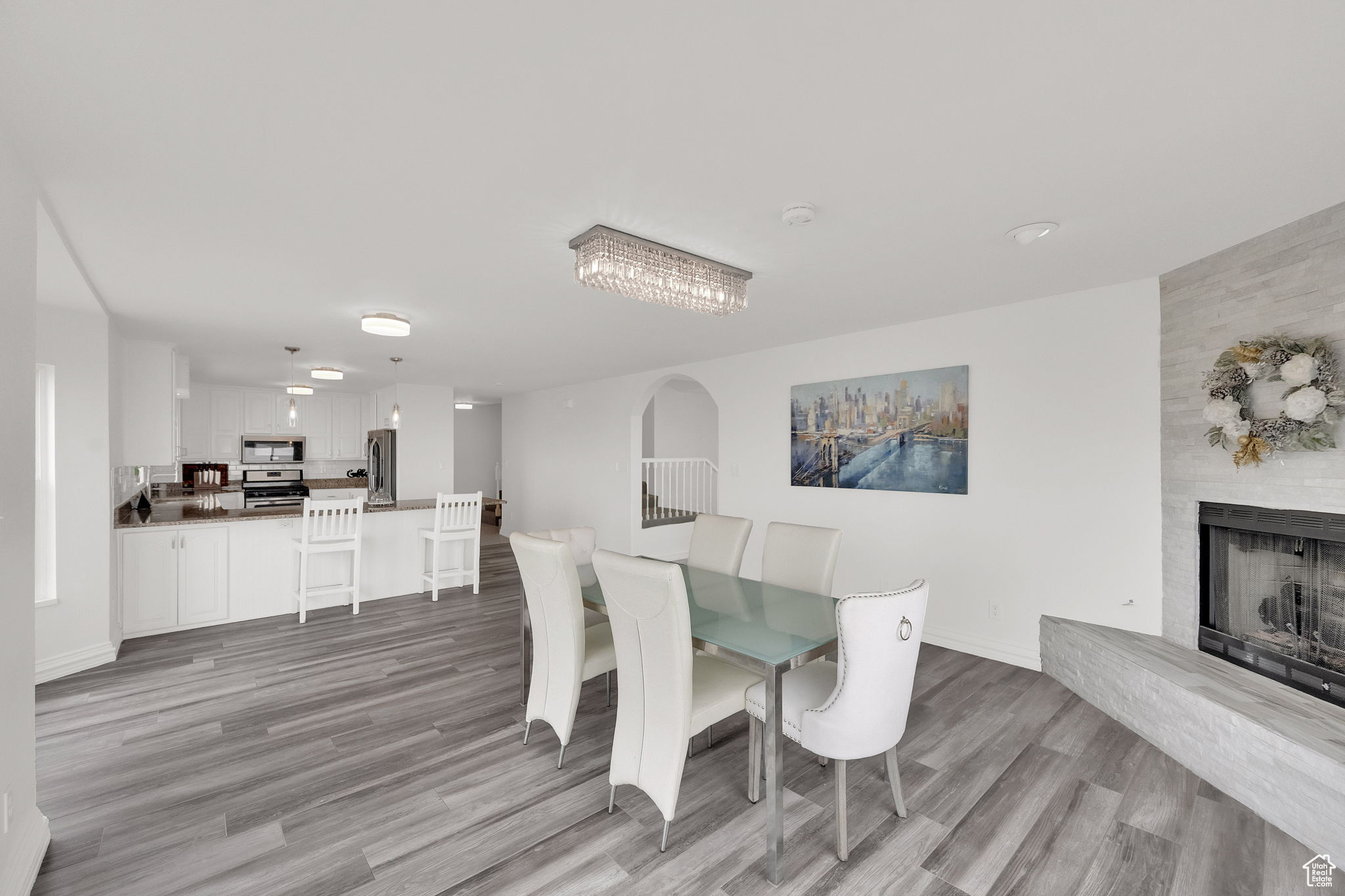 LAKEVIEW ESTATES - Residential