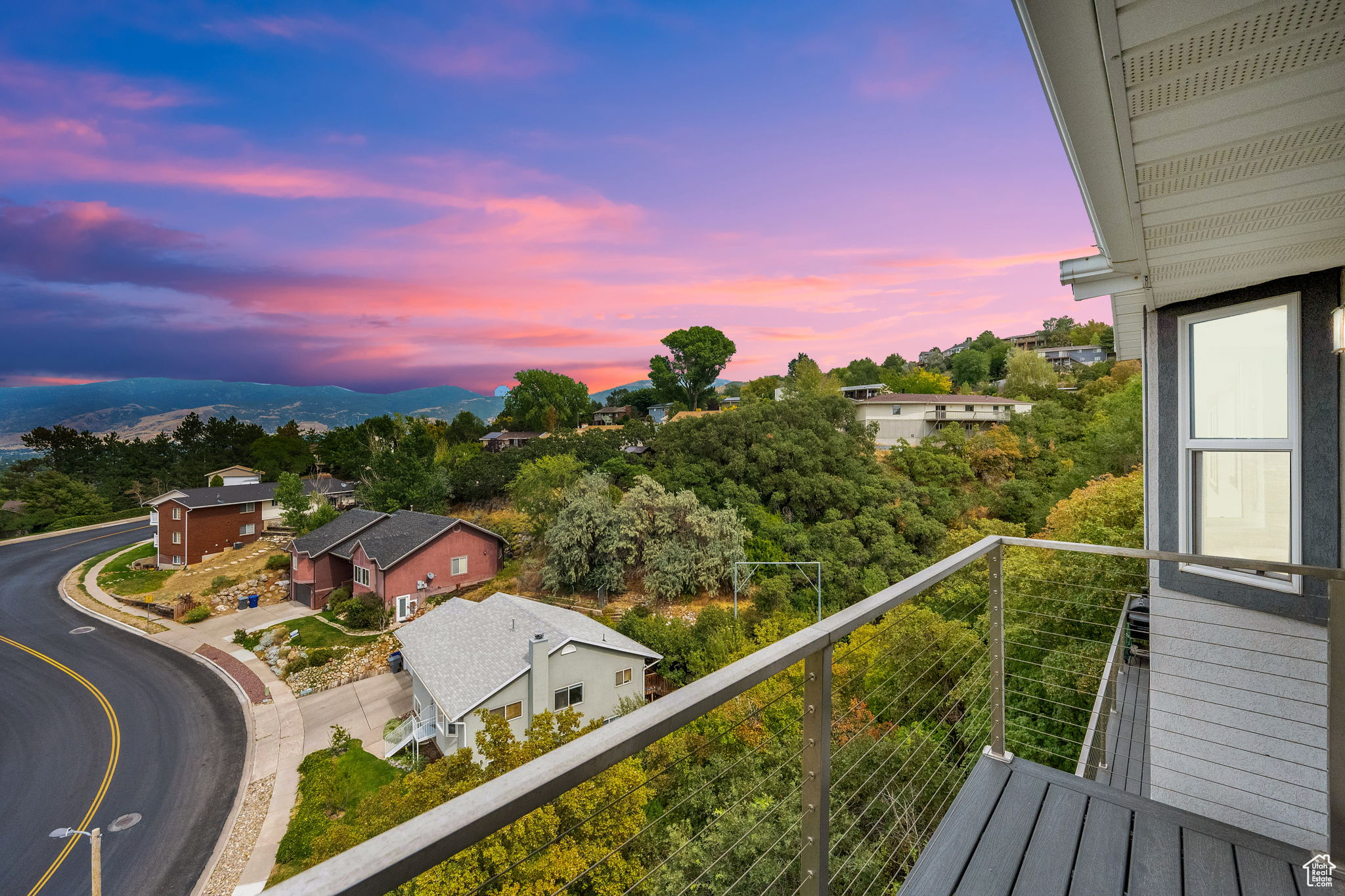 LAKEVIEW ESTATES - Residential