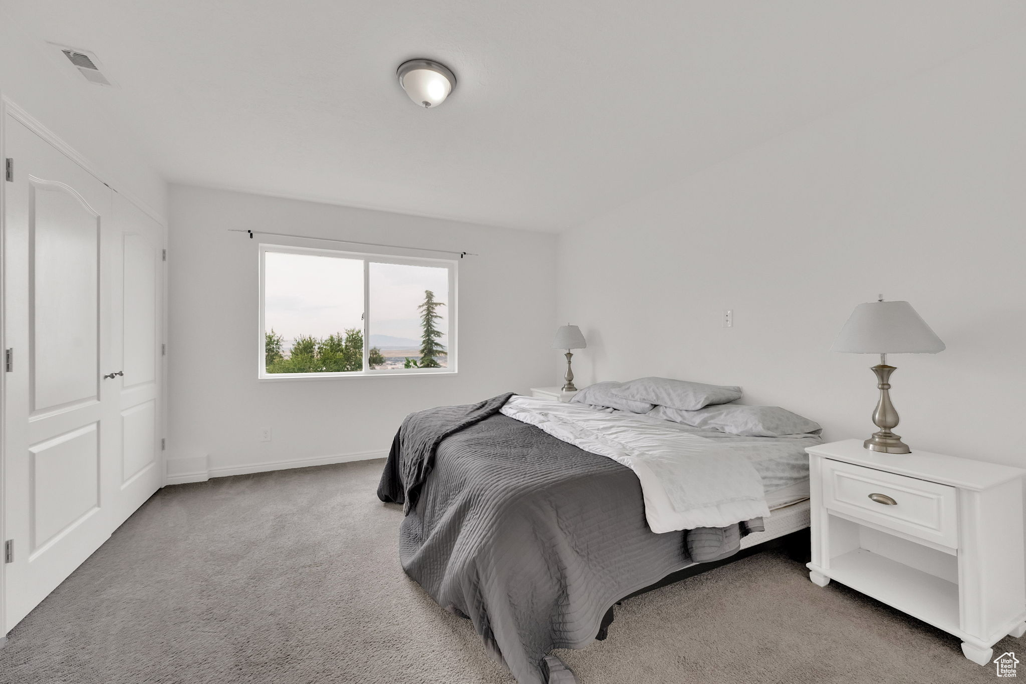 LAKEVIEW ESTATES - Residential