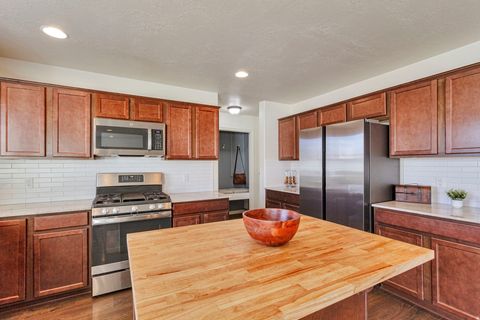Tiny photo for 6052 S 4275 W, Roy, UT 84067 (MLS # 2127228)