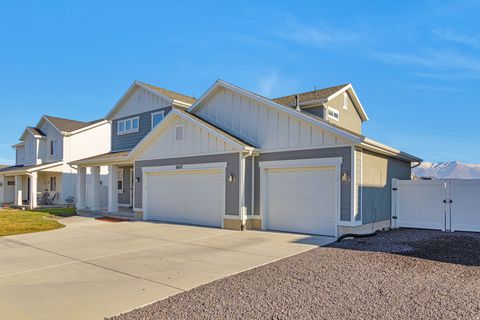 Tiny photo for 6052 S 4275 W, Roy, UT 84067 (MLS # 2127228)