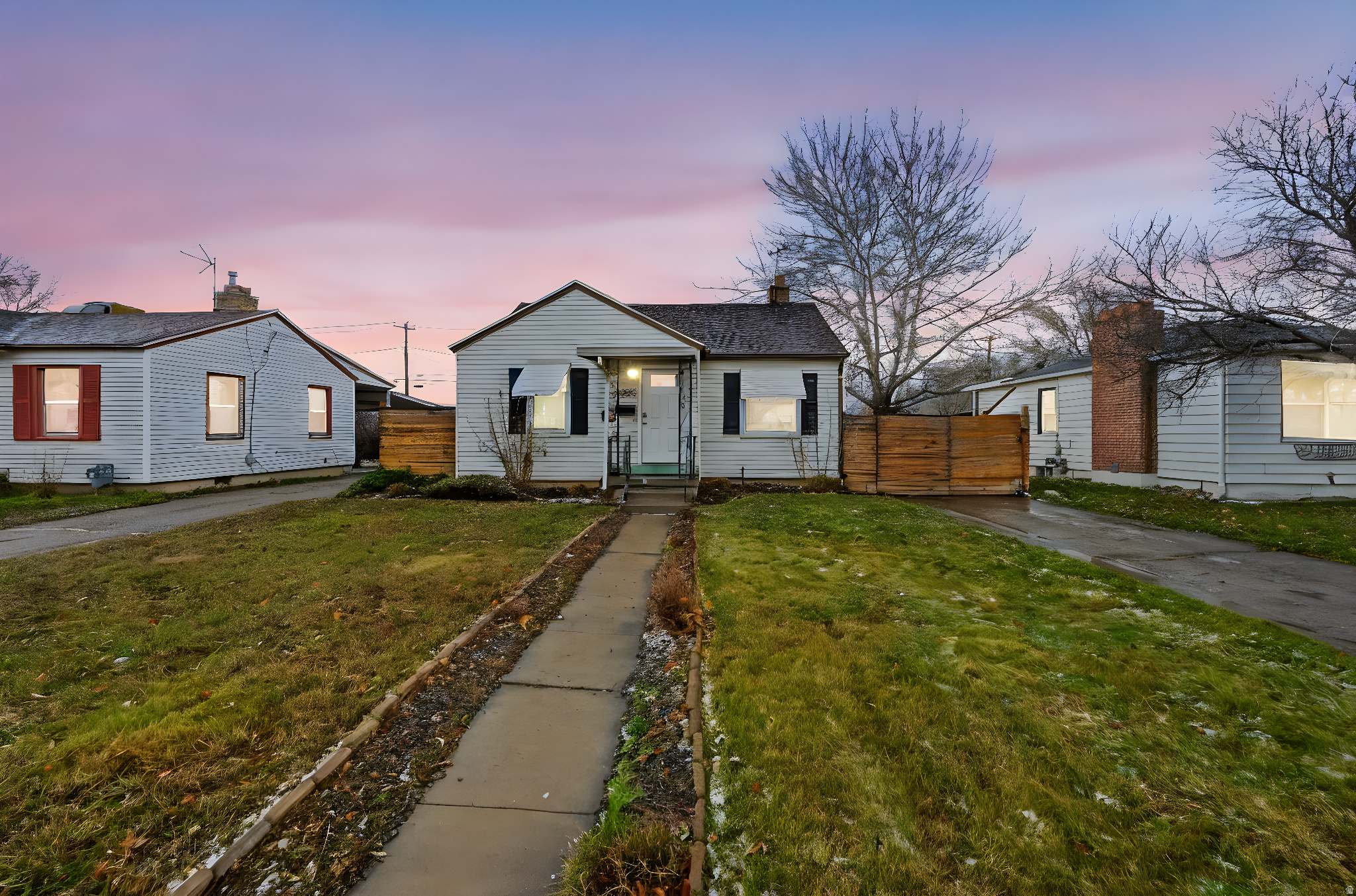 VILLAGE GARDENS - Residential