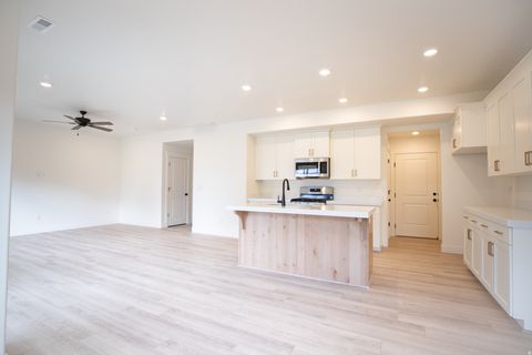 Tiny photo for 1097 N 1060 LOT #32 E, Salem, UT 84653 (MLS # 2148428)