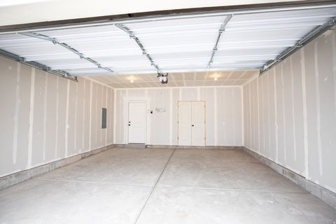 Tiny photo for 1097 N 1060 LOT #32 E, Salem, UT 84653 (MLS # 2148428)