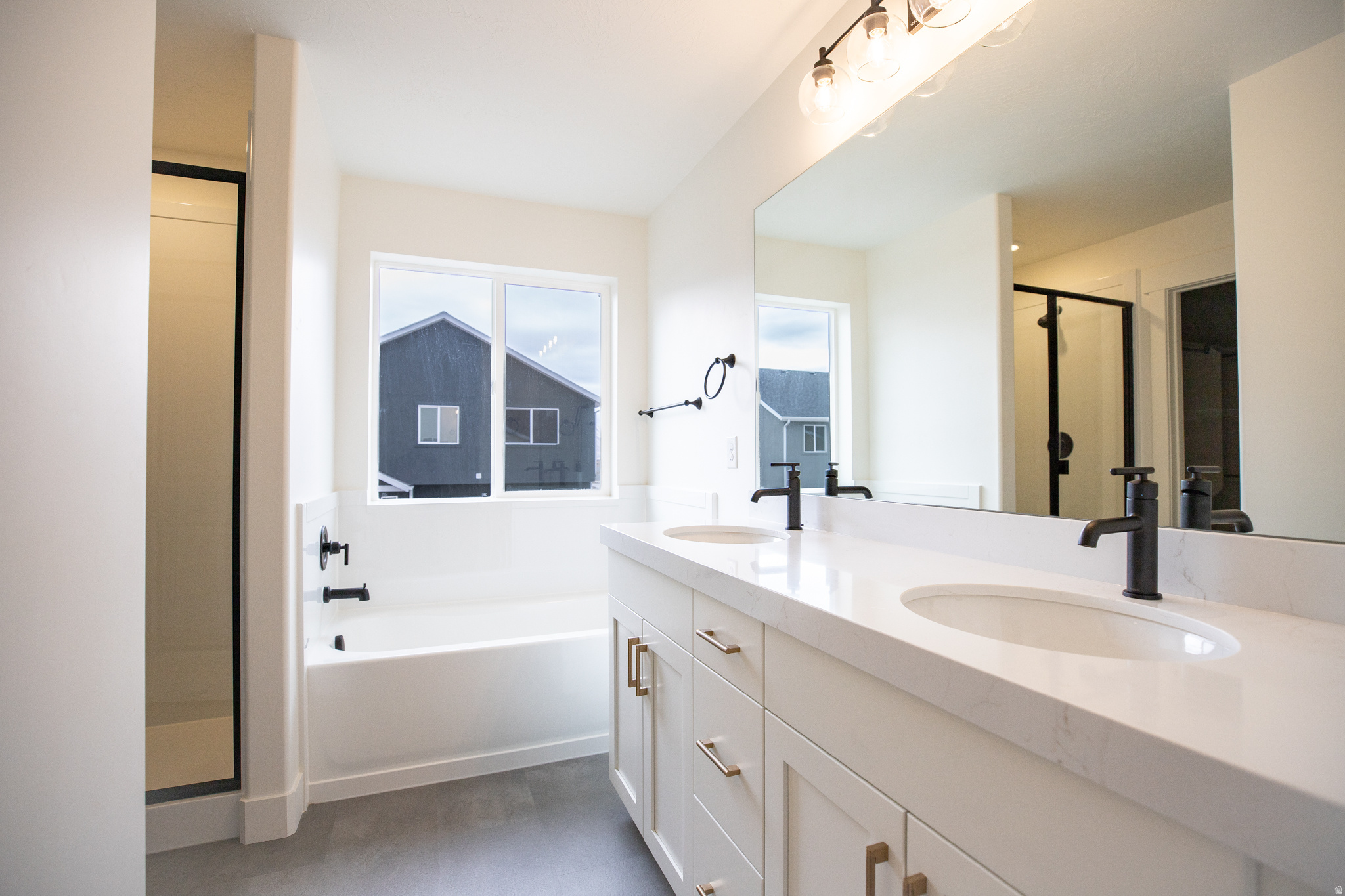 ARROWHEAD SPRINGS - Residential