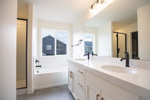 Tiny photo for 1097 N 1060 LOT #32 E, Salem, UT 84653 (MLS # 2148428)