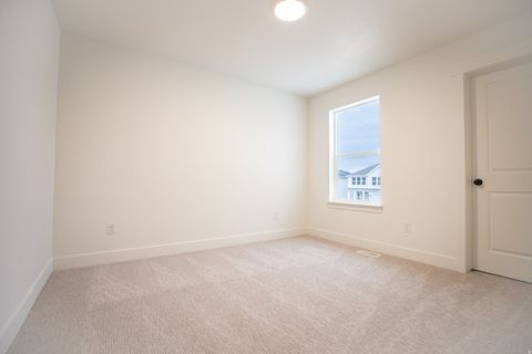 Tiny photo for 1097 N 1060 LOT #32 E, Salem, UT 84653 (MLS # 2148428)