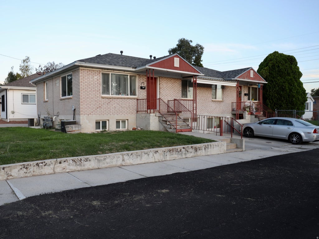 Photo of 8775 S 40 E, Sandy, UT 84070 (MLS # 2185426)