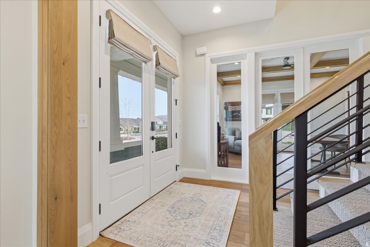 DAYBREAK - Residential