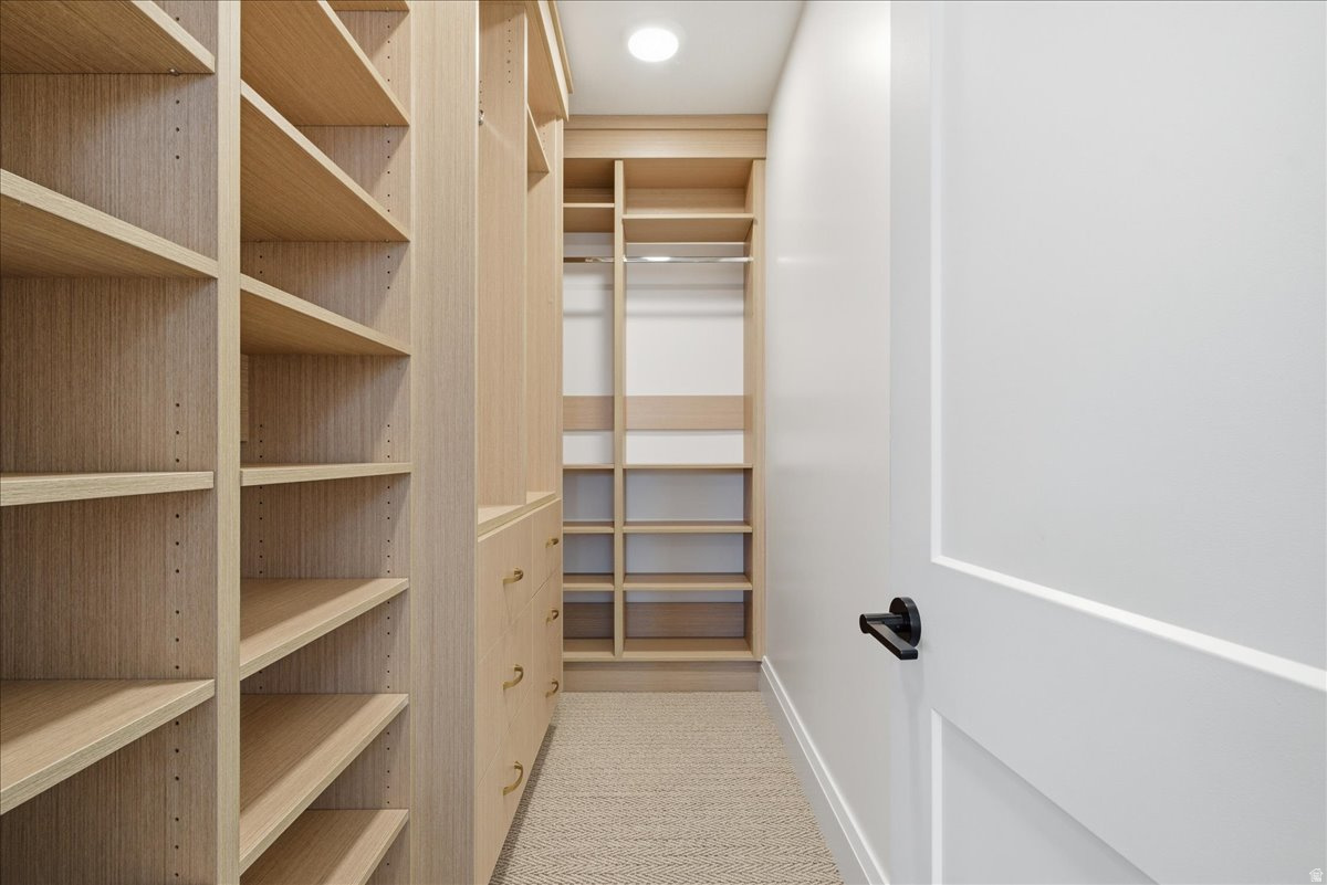 DAYBREAK - Residential