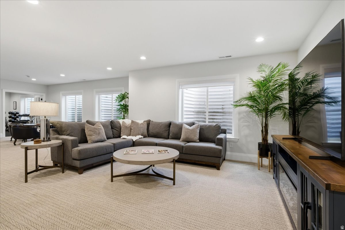 DAYBREAK - Residential