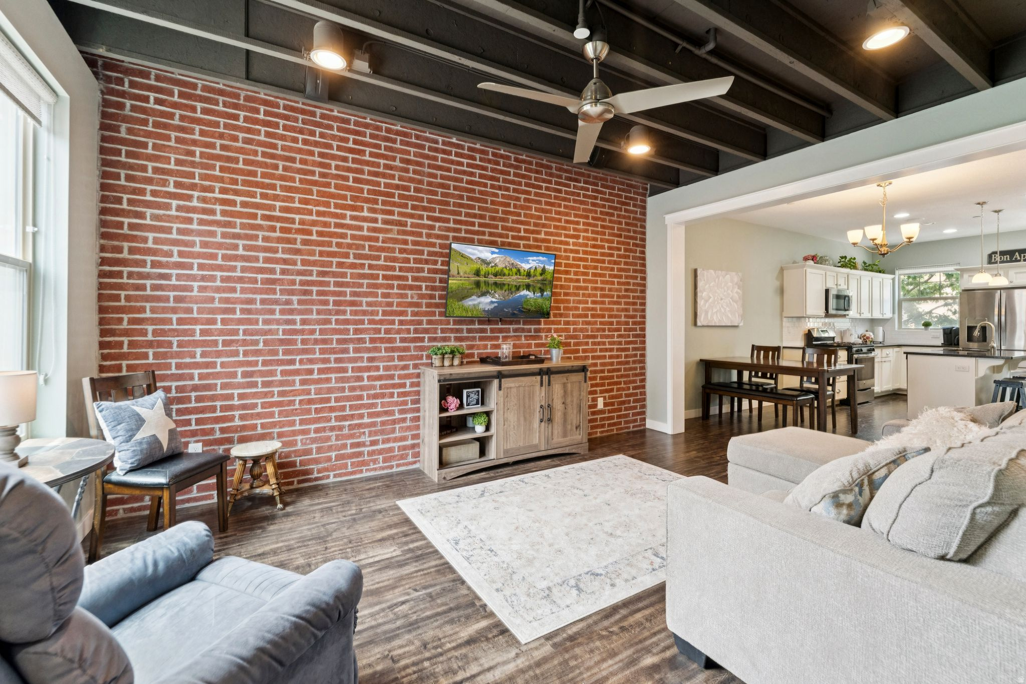 HIGHLAND - Residential