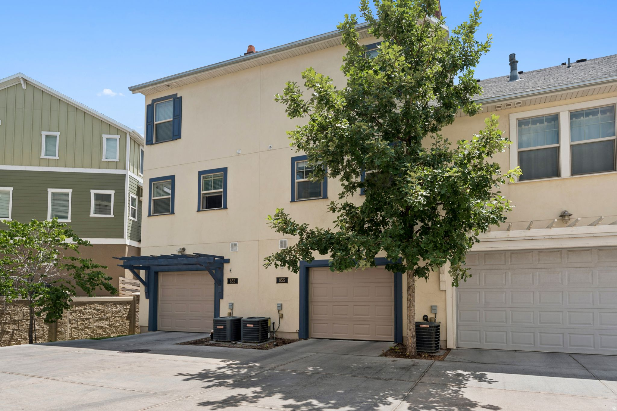 HIGHLAND - Residential