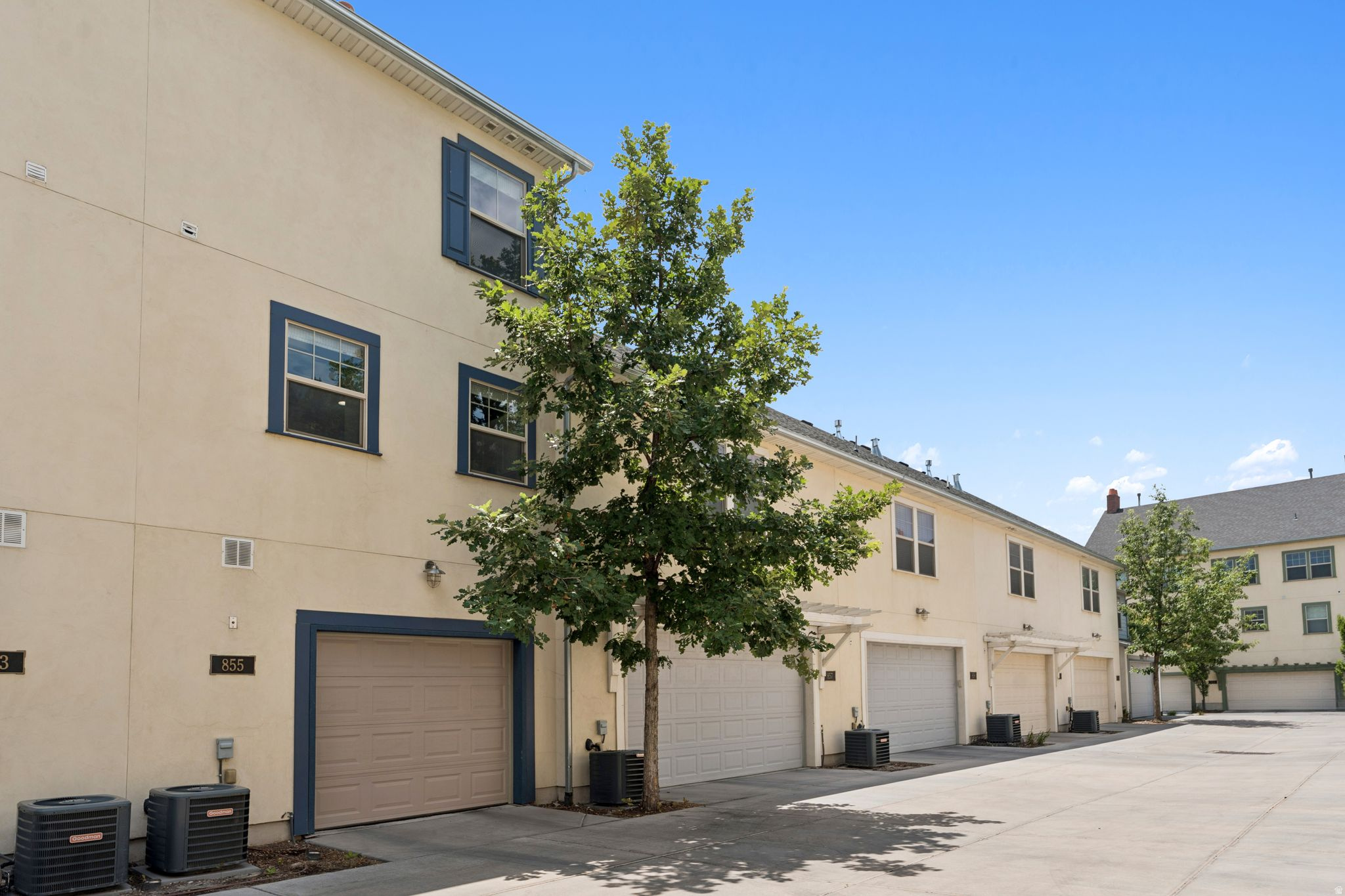 HIGHLAND - Residential