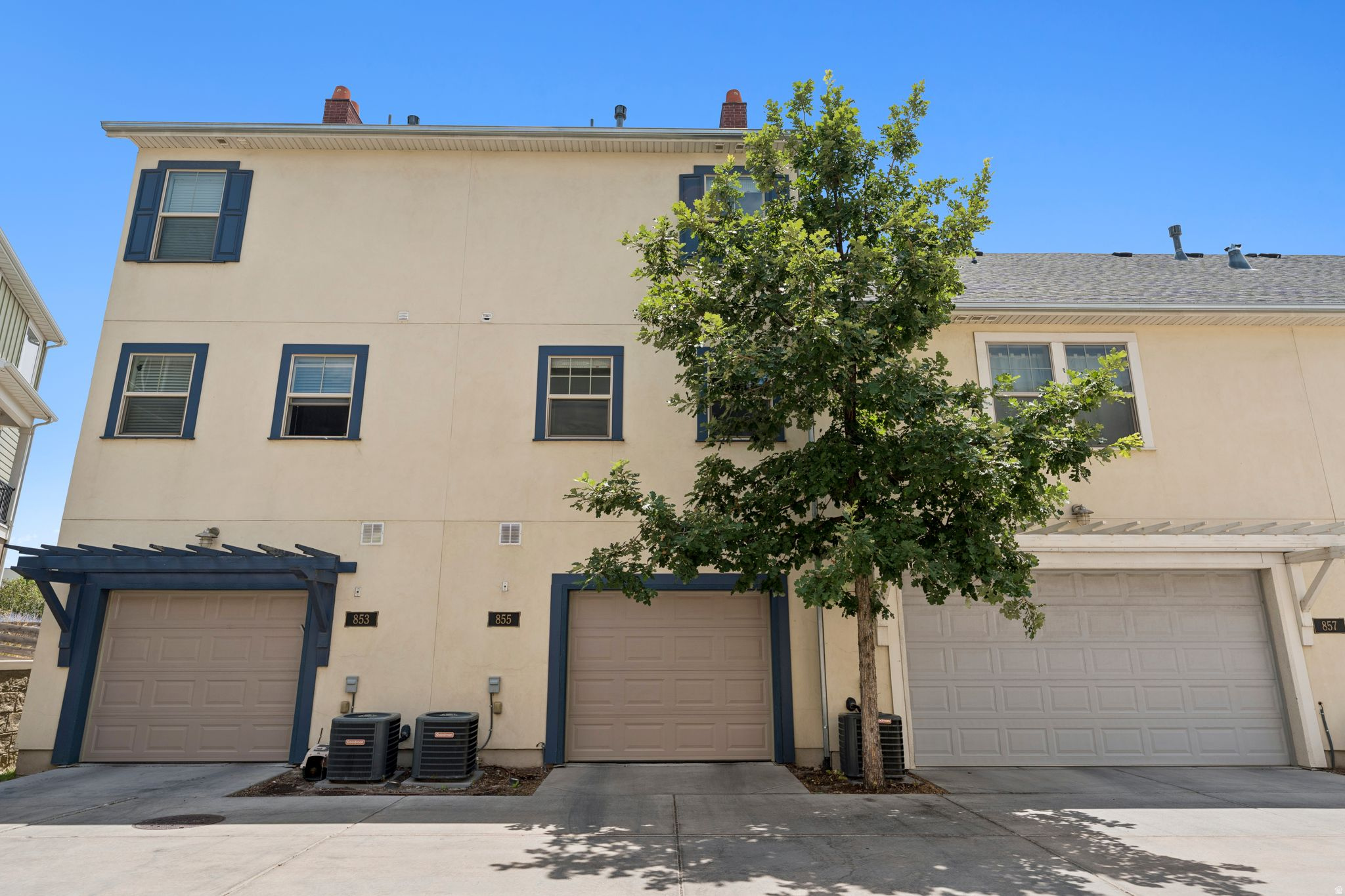 HIGHLAND - Residential