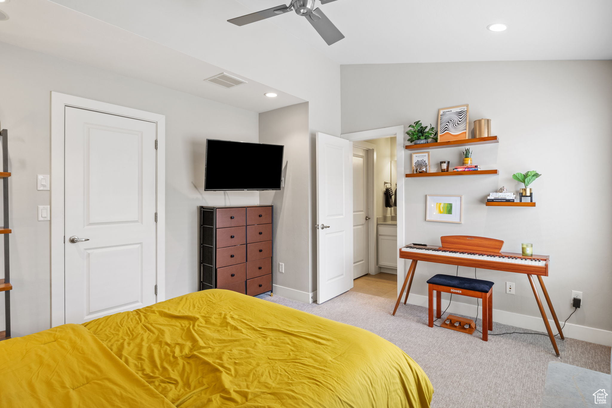 CENTRAL 72 TOWNHOMES - Residential