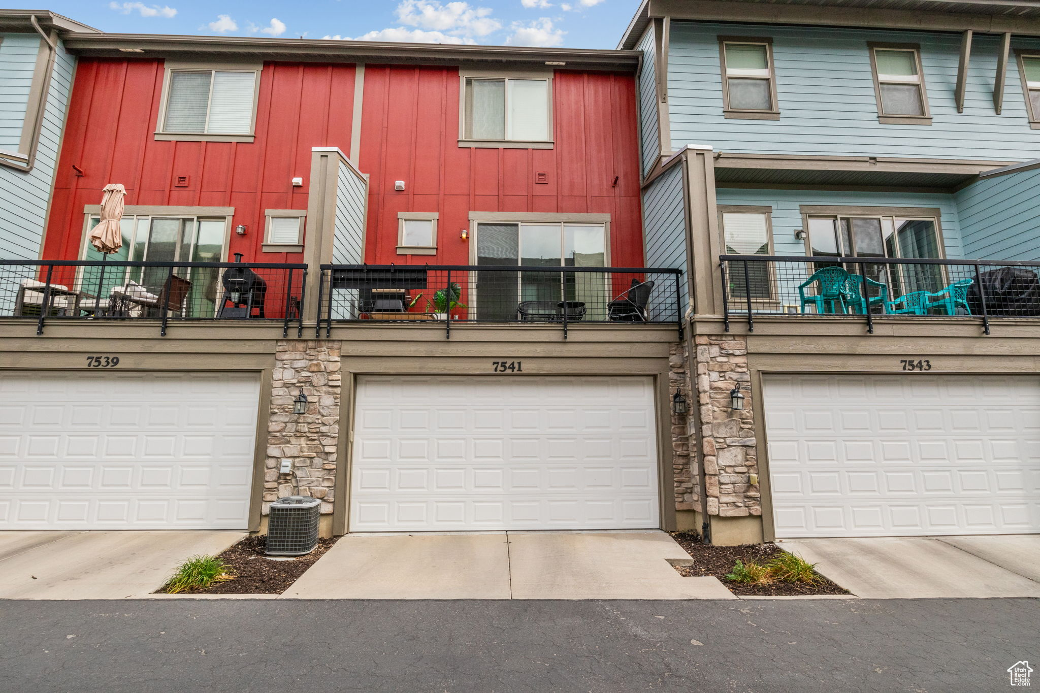 CENTRAL 72 TOWNHOMES - Residential
