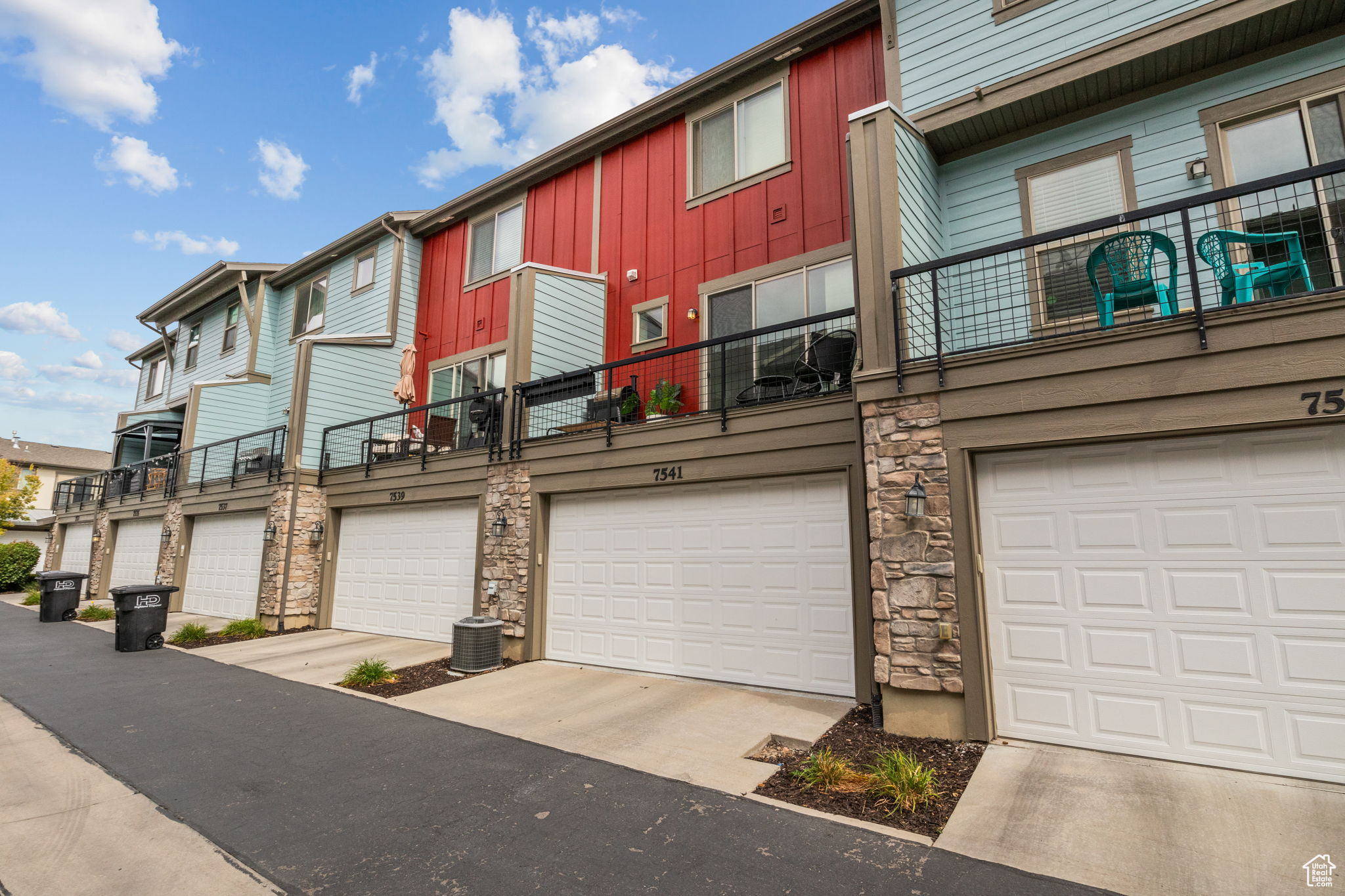 CENTRAL 72 TOWNHOMES - Residential