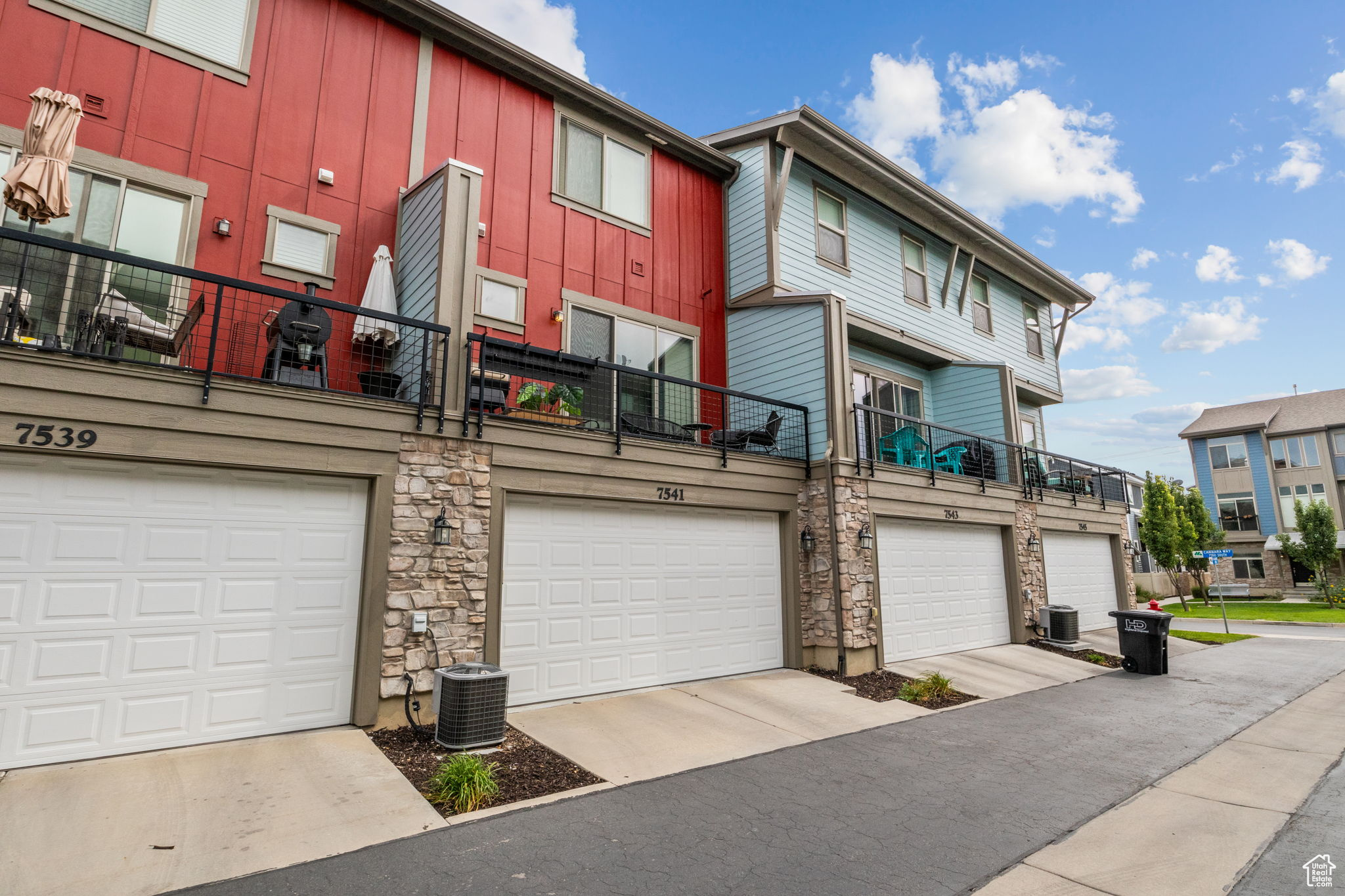 CENTRAL 72 TOWNHOMES - Residential