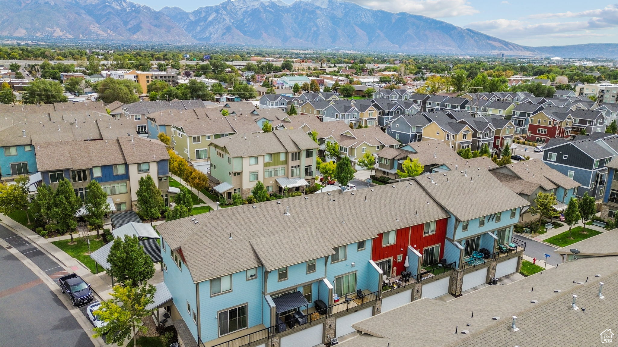 CENTRAL 72 TOWNHOMES - Residential