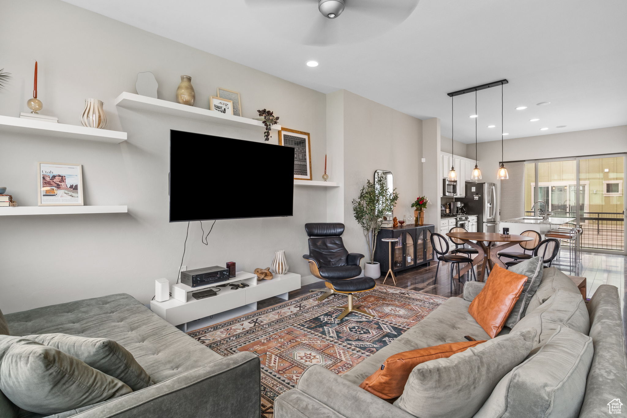 CENTRAL 72 TOWNHOMES - Residential