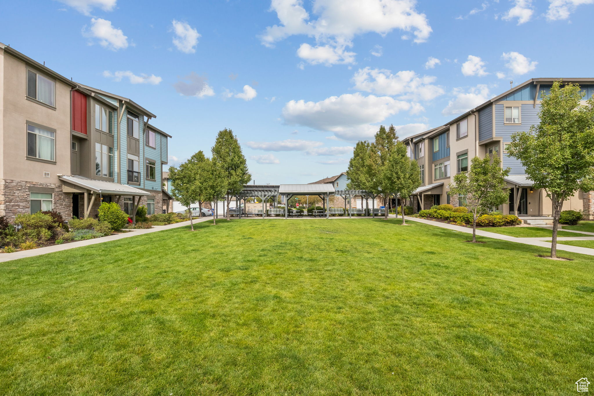CENTRAL 72 TOWNHOMES - Residential