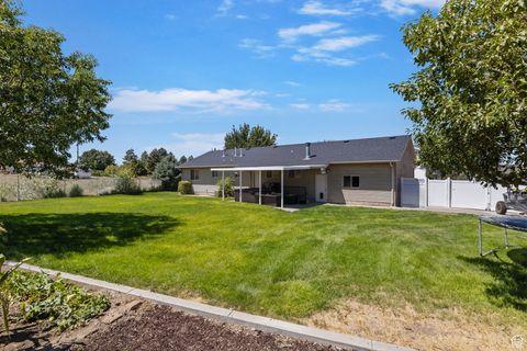 Tiny photo for 969 S 640 E, Payson, UT 84651 (MLS # 2107289)