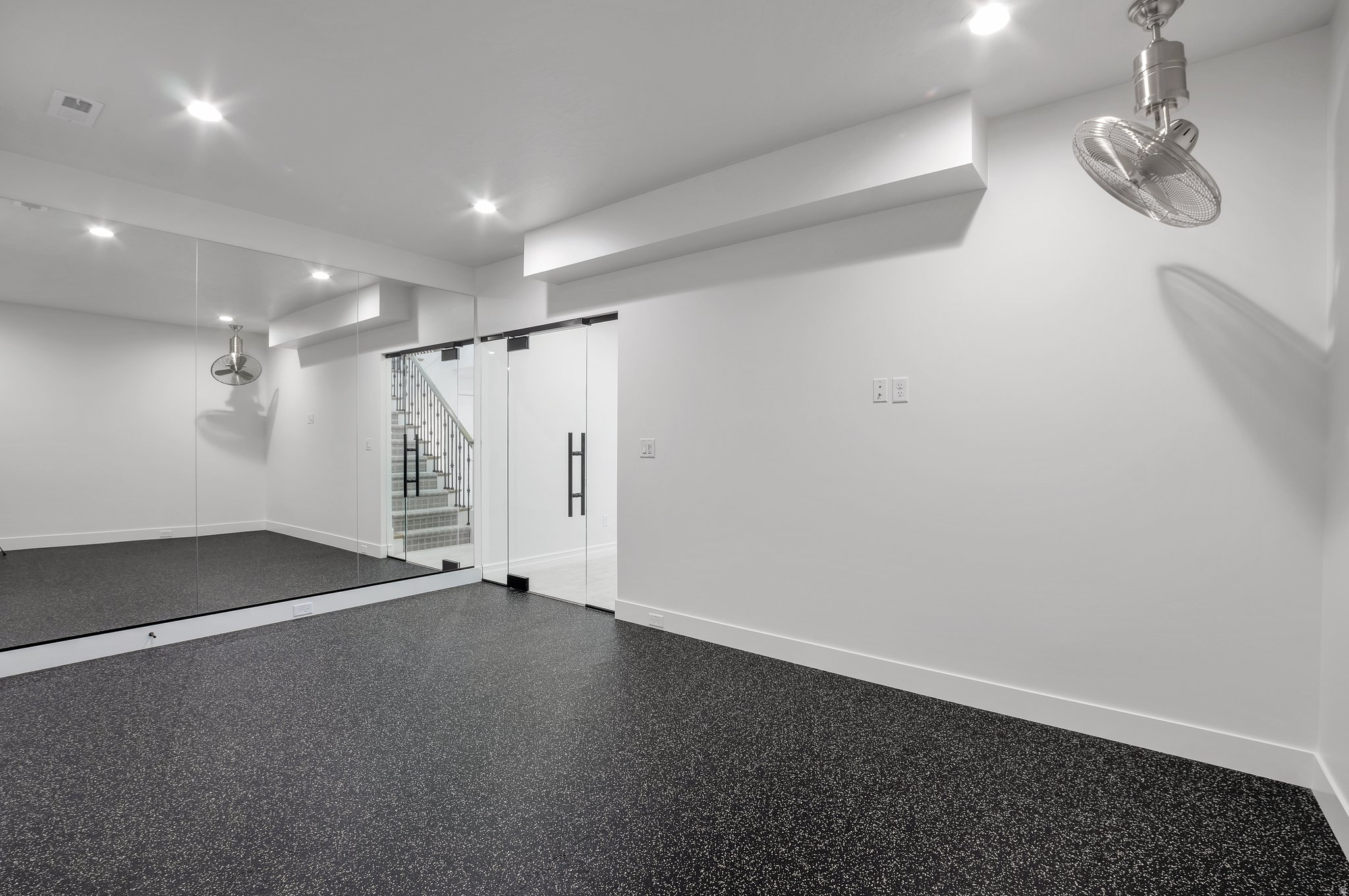 SUMMERHILL LANE - Residential