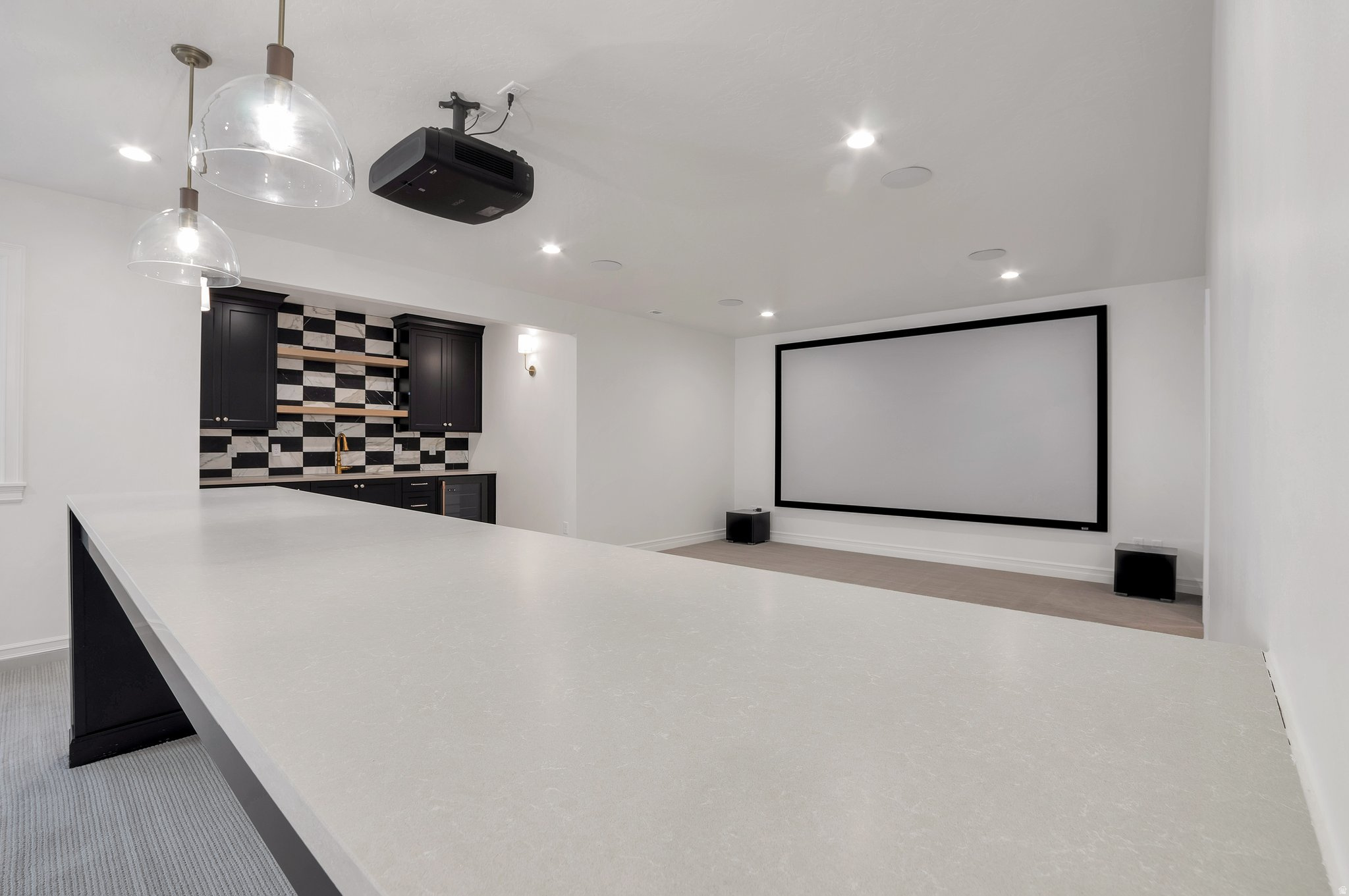 SUMMERHILL LANE - Residential