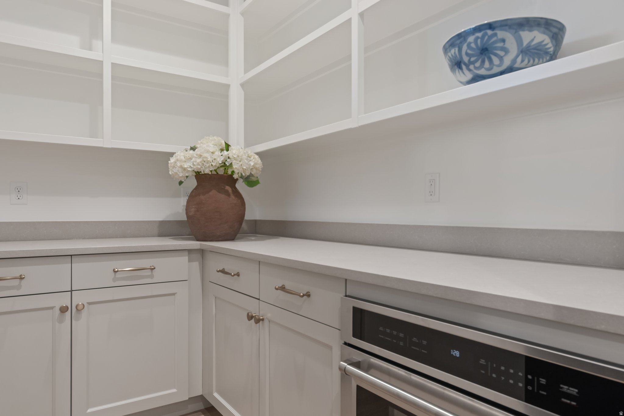 SUMMERHILL LANE - Residential