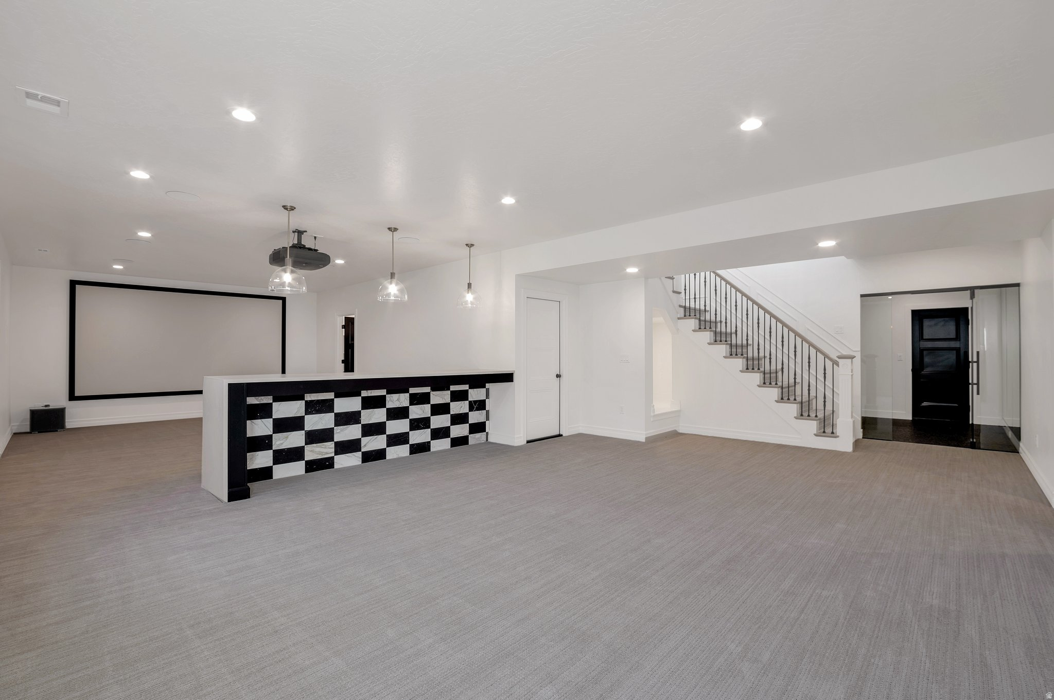 SUMMERHILL LANE - Residential