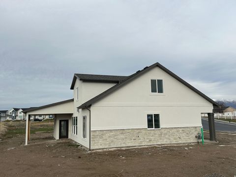 Tiny photo for 2968 S OLD EMIGRANT RD, Syracuse, UT 84075 (MLS # 2129041)