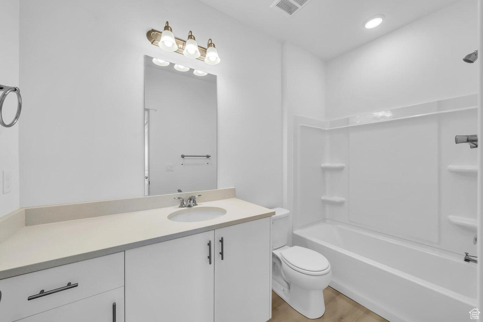 AUBURN HILLS 21A CONDOMINIUM OF LOT 1 - Residential