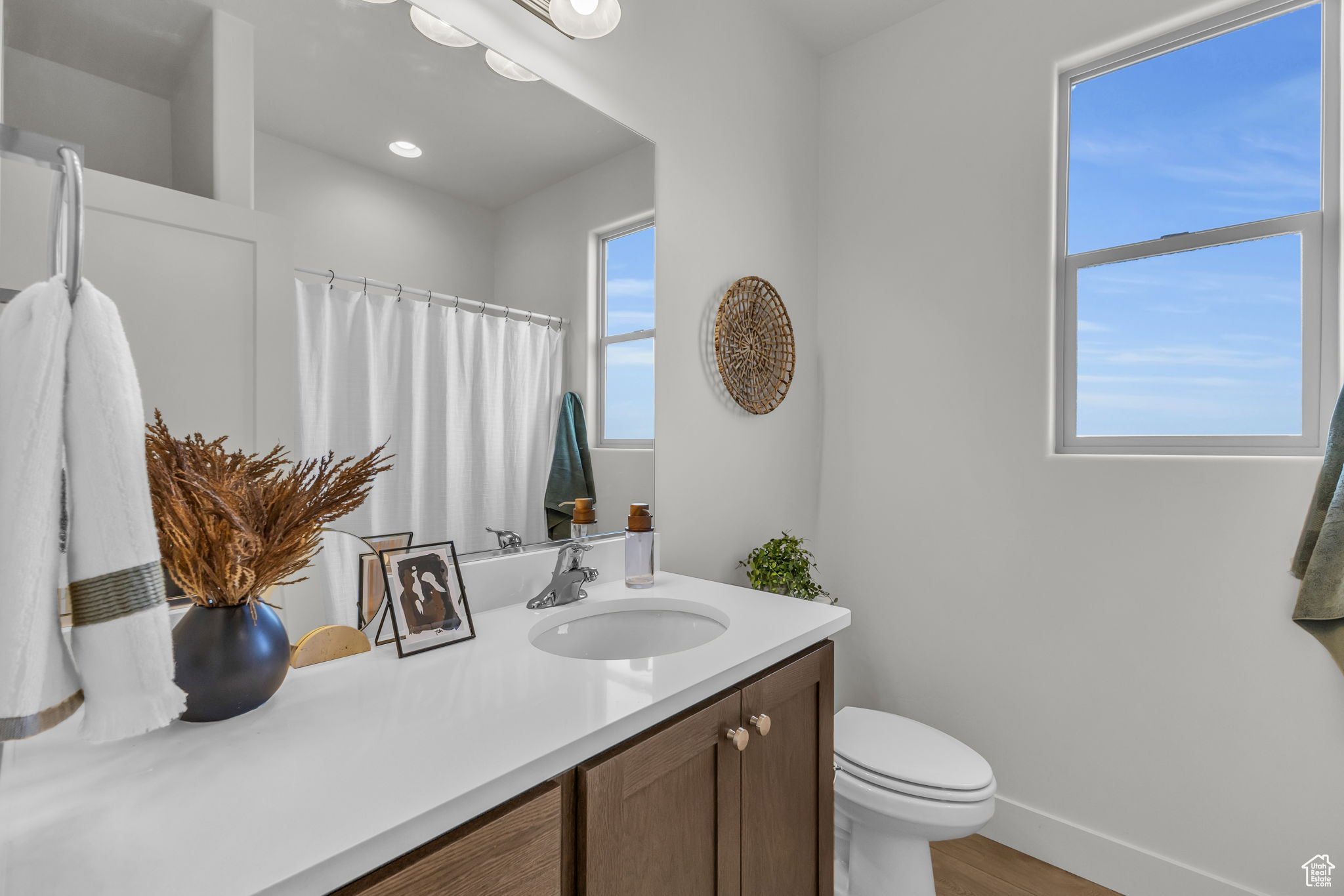 SUNSET VIEW SUB - Residential Income