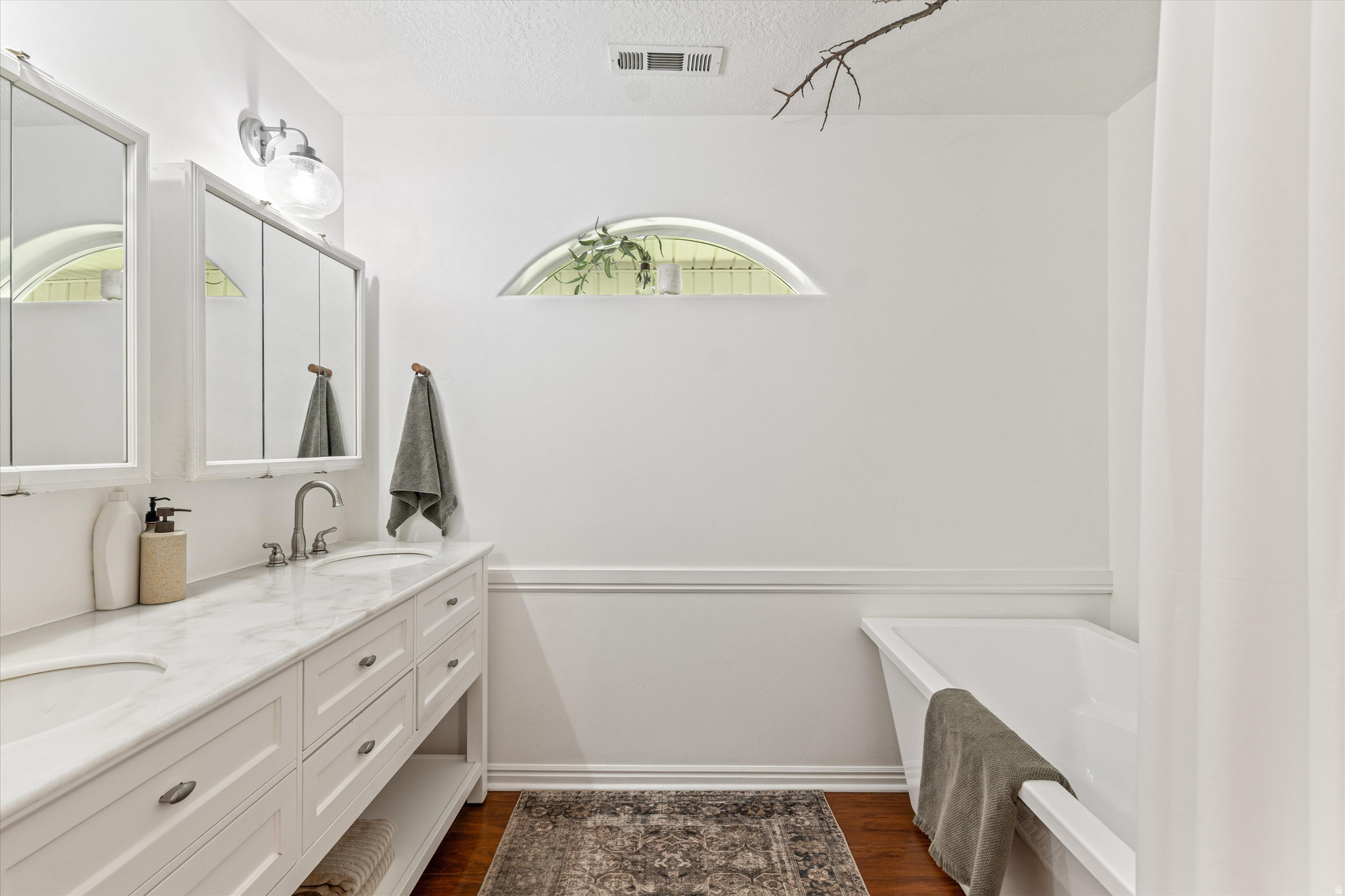 TOQUERVILLE TOWNSITE - Residential