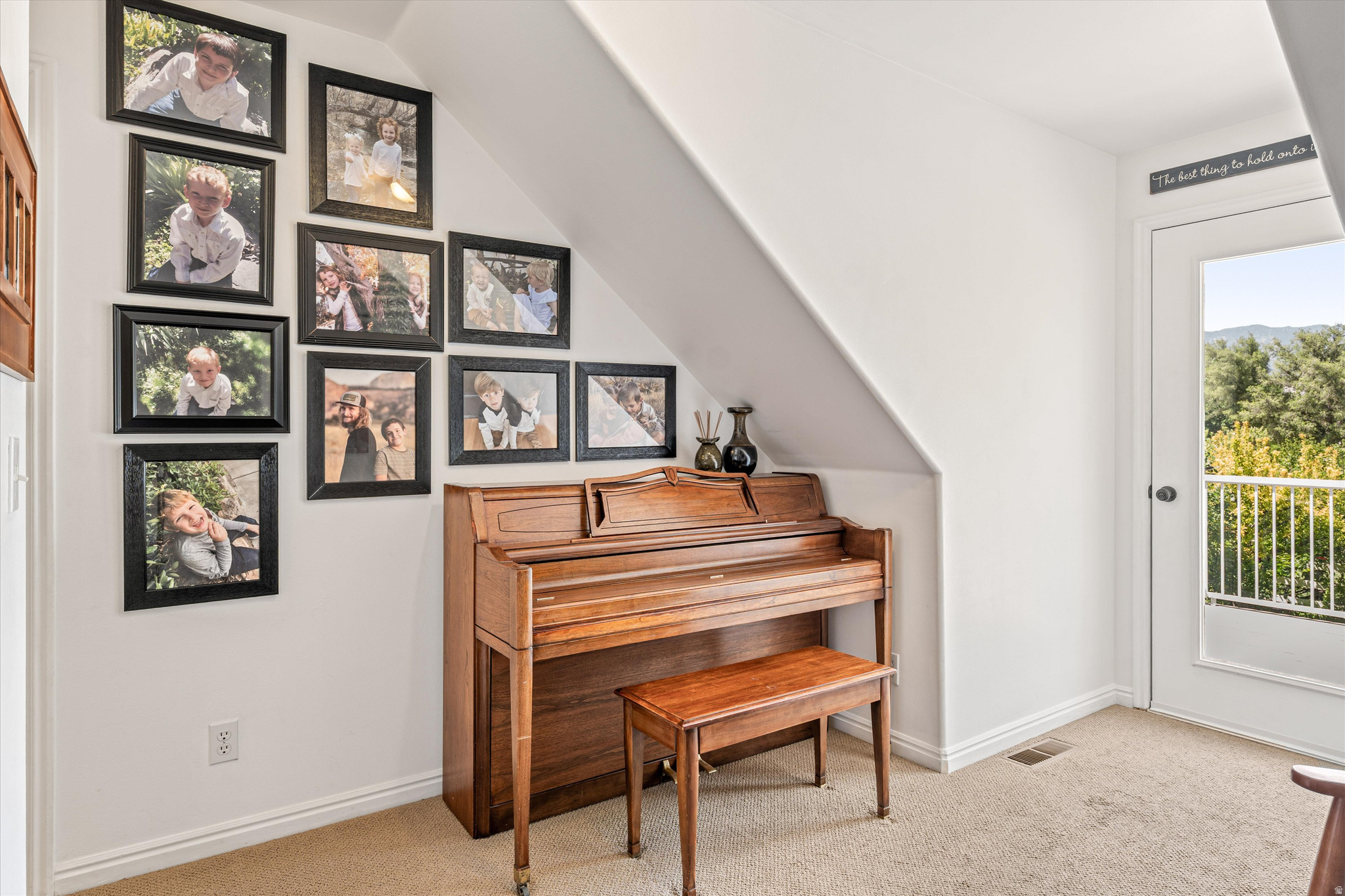 TOQUERVILLE TOWNSITE - Residential