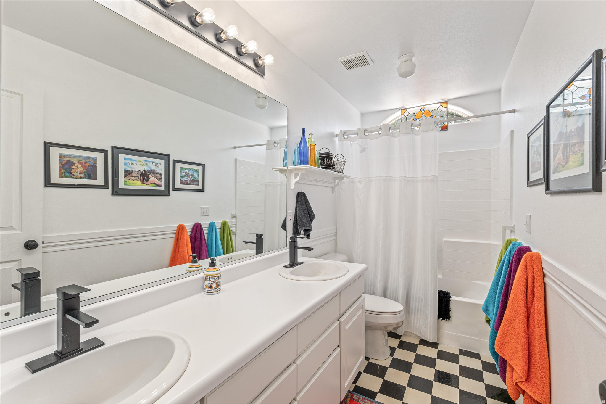 TOQUERVILLE TOWNSITE - Residential