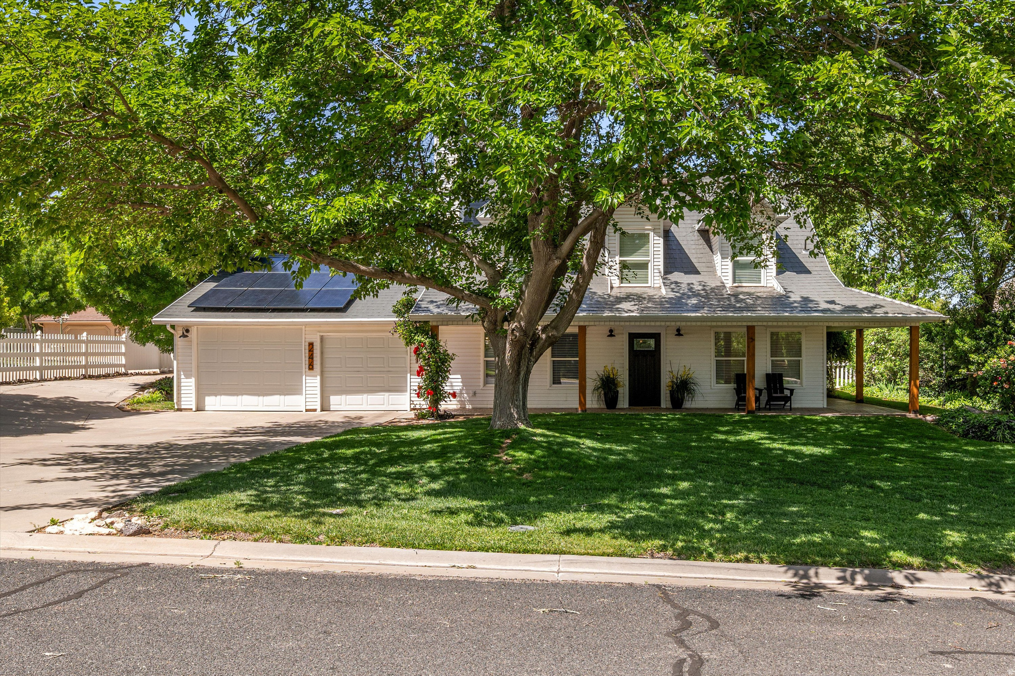 TOQUERVILLE TOWNSITE - Residential