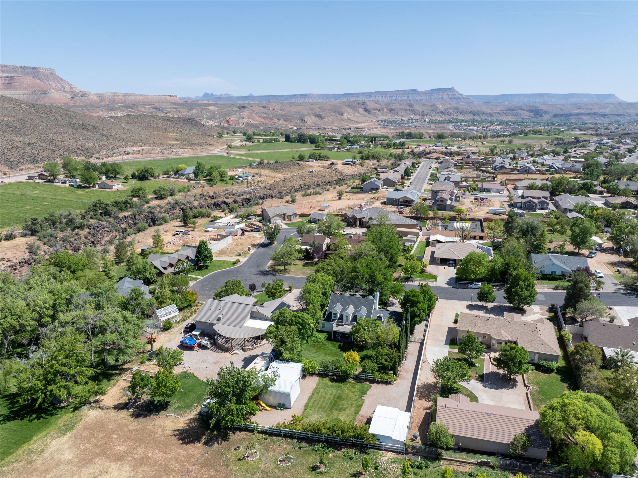 TOQUERVILLE TOWNSITE - Residential