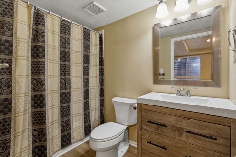 Tiny photo for 1087 W BARNES DR, Kaysville, UT 84037 (MLS # 2137952)